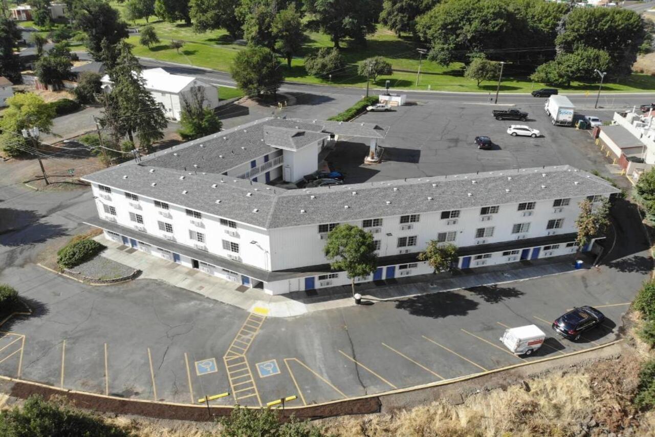 Motel 6 Pendleton, Or - West Экстерьер фото