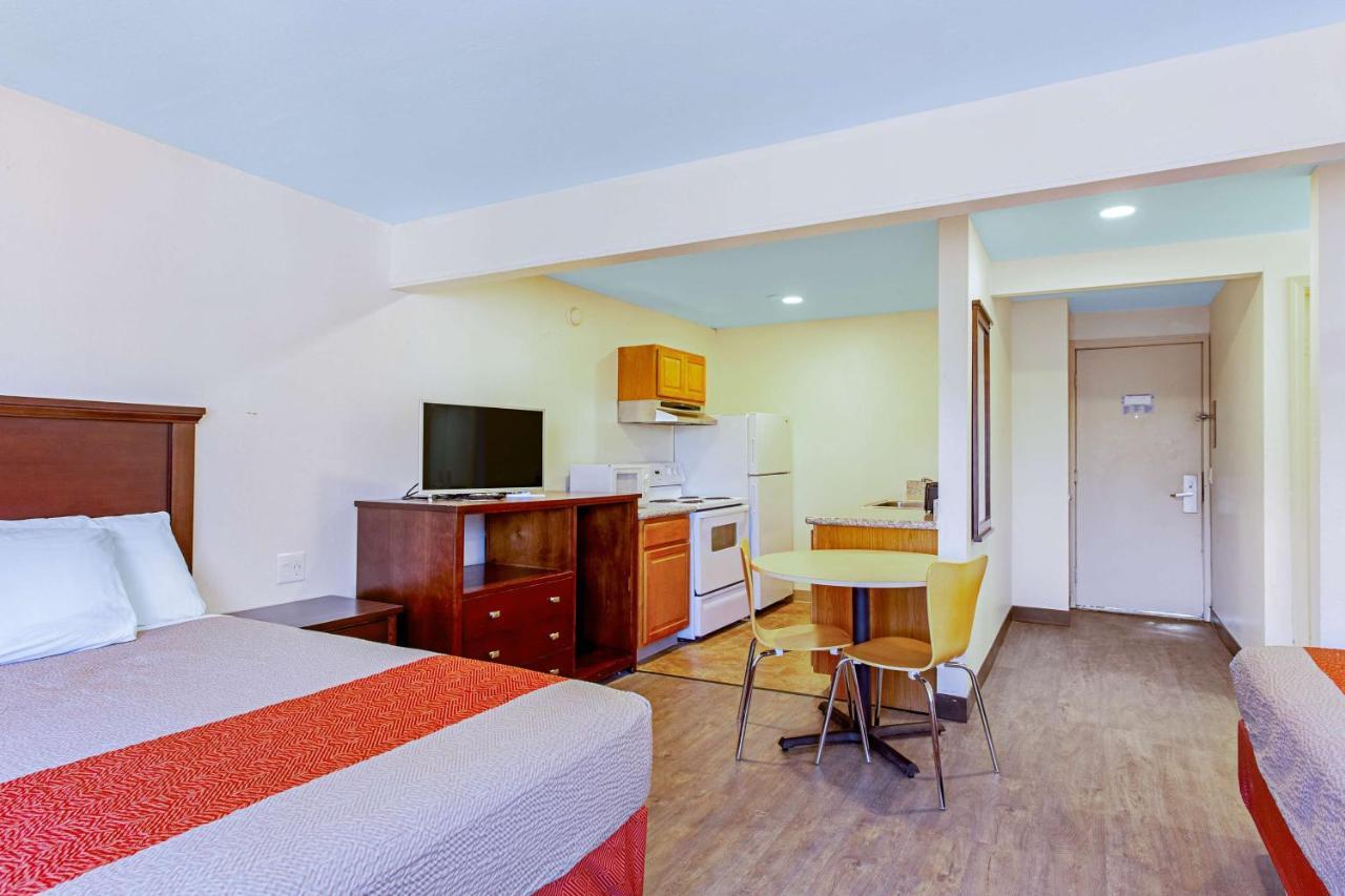 Motel 6 Pendleton, Or - West Экстерьер фото
