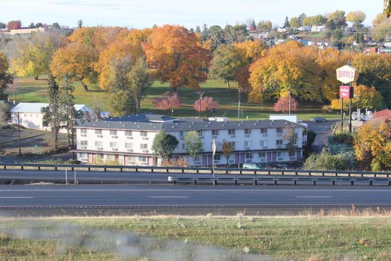 Motel 6 Pendleton, Or - West Экстерьер фото