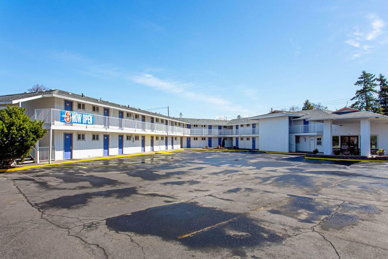 Motel 6 Pendleton, Or - West Экстерьер фото